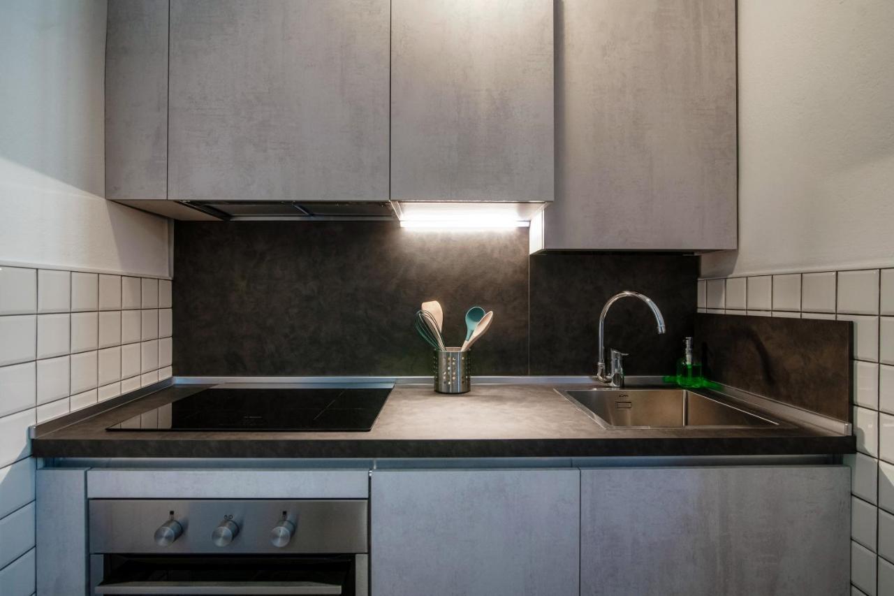 Barbablue Flat - The House Of Travelers Apartment โกโม ภายนอก รูปภาพ