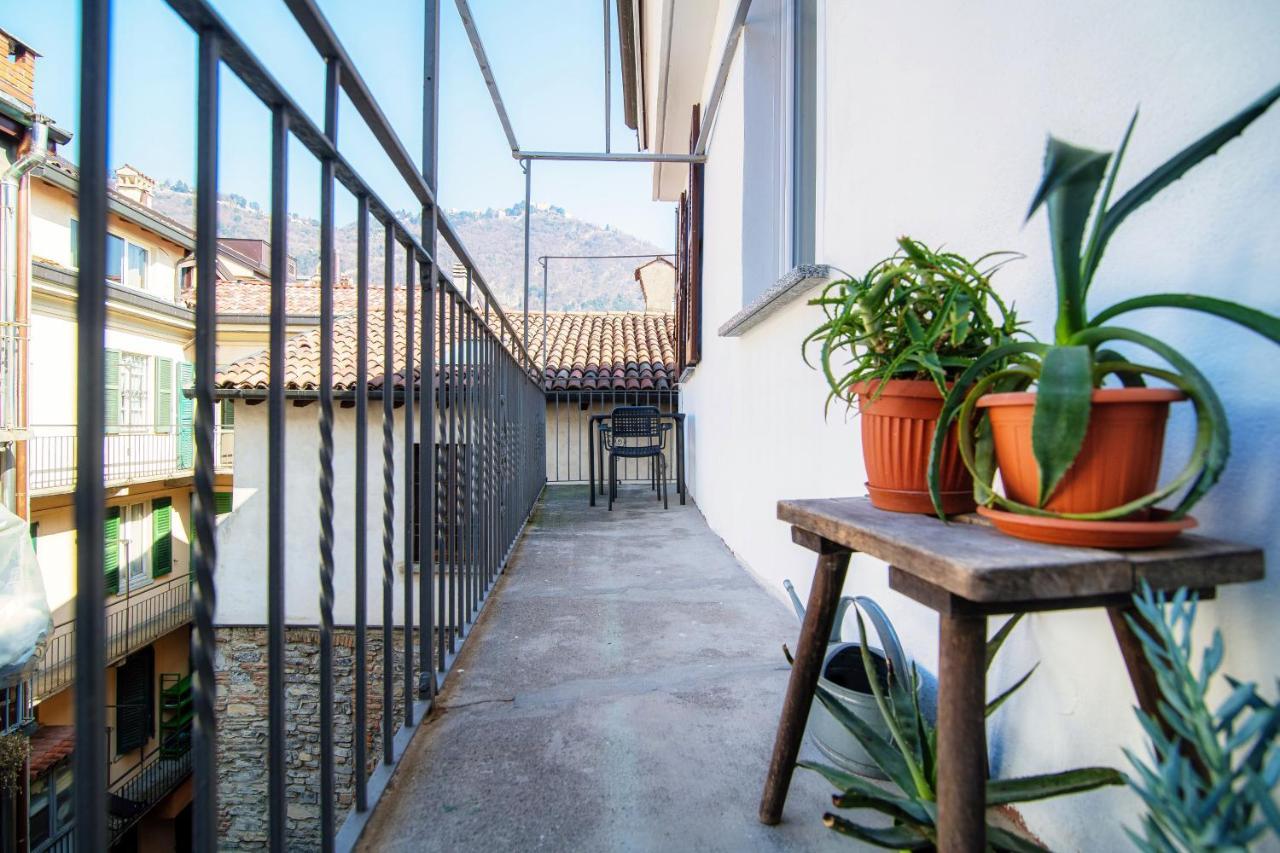 Barbablue Flat - The House Of Travelers Apartment โกโม ภายนอก รูปภาพ